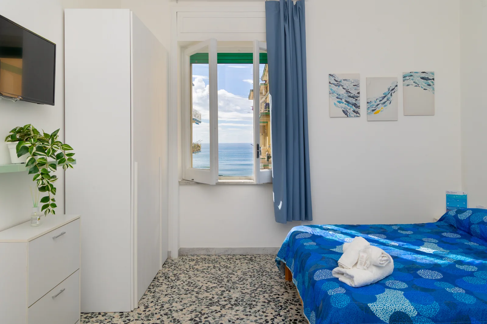 Blue Apartment Beach Vista